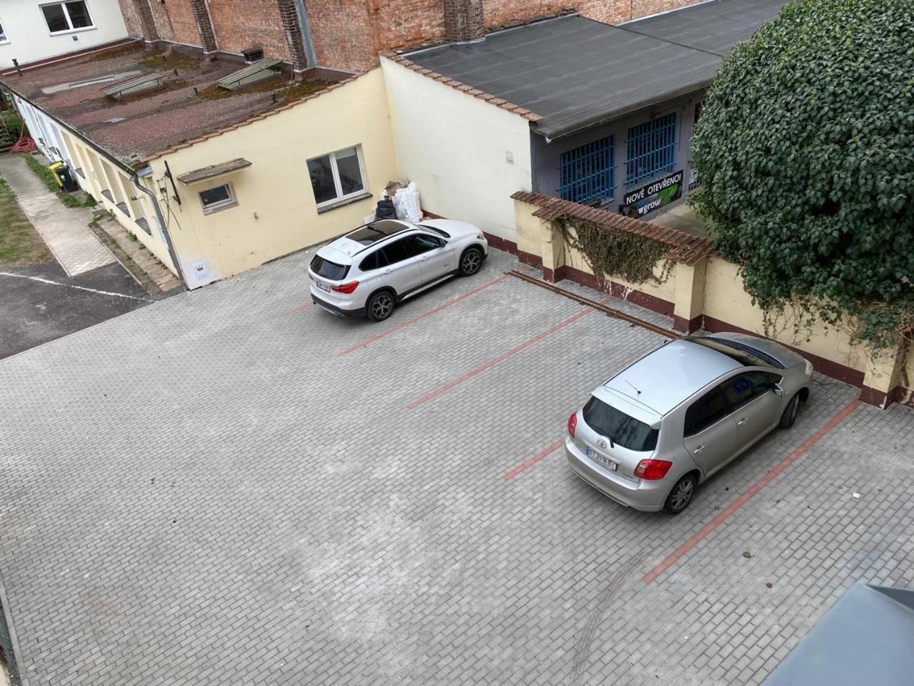 Perla Hradce 202 Apartment Hradec Králové Екстериор снимка